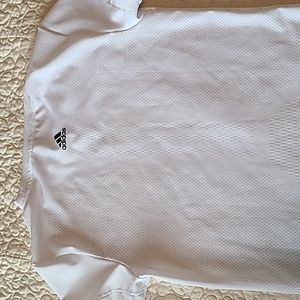 Adidas training tee size small whi women's